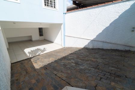 Garagem de casa à venda com 3 quartos, 222m² em Vila Guarani, São Paulo