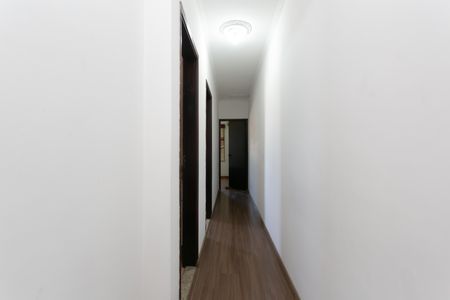 Corredor  de casa para alugar com 3 quartos, 125m² em Vila Rosaria, São Paulo