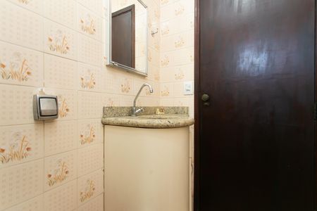 Casa para alugar com 248m², 3 quartos e 2 vagas Casa para alugar com 248m², 3 quartos e 2 vagasBanheiro Social