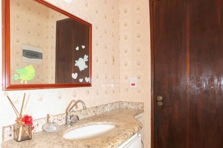 Casa para alugar com 248m², 3 quartos e 2 vagas Casa para alugar com 248m², 3 quartos e 2 vagasLavabo