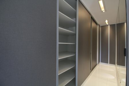 Closet de apartamento para alugar com 1 quarto, 101m² em Vila Andrade, São Paulo