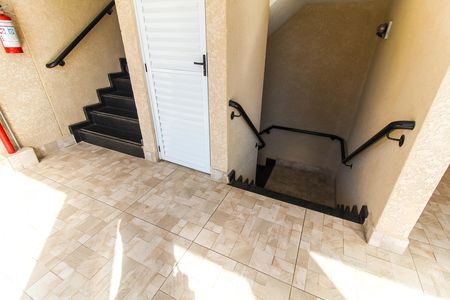 Apartamento para alugar com 80m², 2 quartos e sem vagaÁrea externa