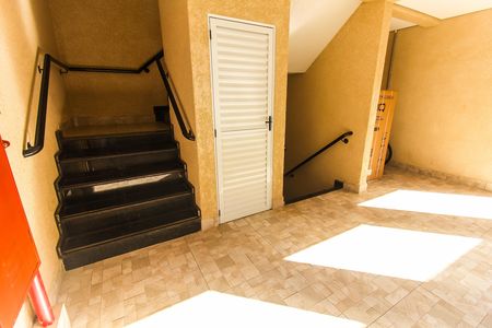 Área externa de apartamento para alugar com 2 quartos, 80m² em Vila Campanela, São Paulo