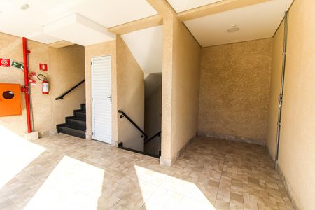 Apartamento para alugar com 80m², 2 quartos e sem vagaÁrea externa
