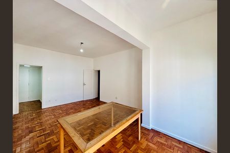 Sala de apartamento à venda com 2 quartos, 110m² em Lagoa, Rio de Janeiro