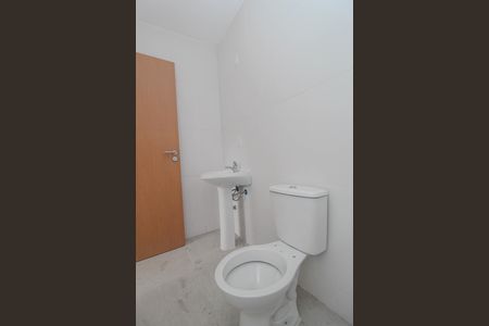 Apartamento à venda com 77m², 2 quartos e 2 vagas Apartamento à venda com 77m², 2 quartos e 2 vagasBanheiro da Suíte