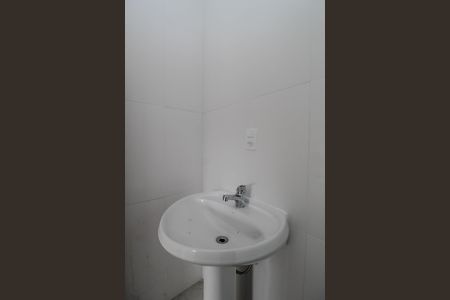 Apartamento à venda com 77m², 2 quartos e 2 vagas Apartamento à venda com 77m², 2 quartos e 2 vagasBanheiro da Suíte