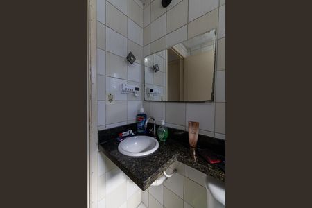 Banheiro de apartamento para alugar com 2 quartos, 49m² em Penha de França, São Paulo