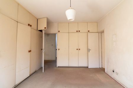 Quarto 2 de casa à venda com 3 quartos, 269m² em Butantã, São Paulo