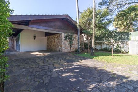 Garagem de casa à venda com 3 quartos, 269m² em Butantã, São Paulo