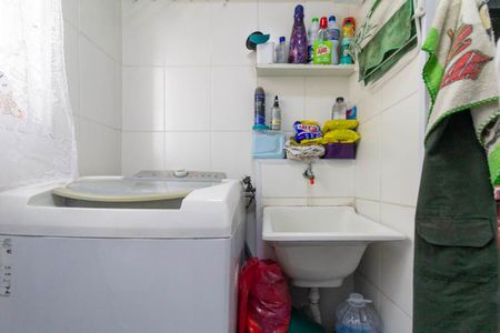 Apartamento à venda com 48m², 2 quartos e 1 vagaCozinha e Área de Serviço