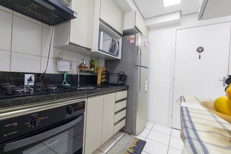 Apartamento à venda com 48m², 2 quartos e 1 vagaCozinha e Área de Serviço