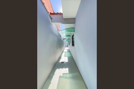Corredor de casa à venda com 1 quarto, 130m² em Baronesa, Osasco