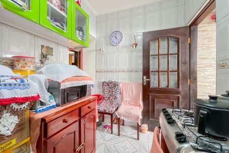 Casa à venda com 130m², 1 quarto e 2 vagas Casa à venda com 130m², 1 quarto e 2 vagasCozinha