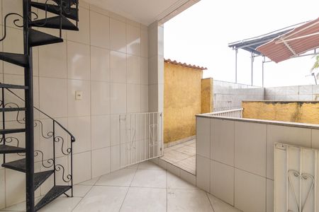 Apartamento para alugar com 100m², 3 quartos e 1 vaga Apartamento para alugar com 100m², 3 quartos e 1 vagaVaranda