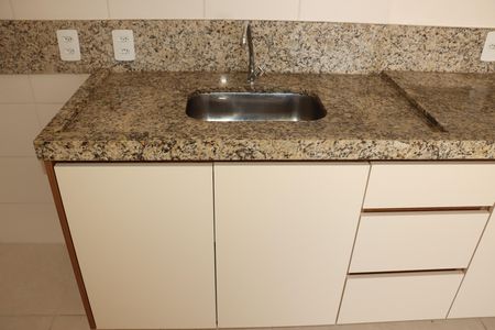 Apartamento para alugar com 2 quartos, 35m² em Conjunto Habitacional Teotonio Vilela, São Paulo