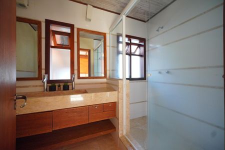 Casa para alugar com 202m², 3 quartos e 2 vagasBanheiro da Suíte