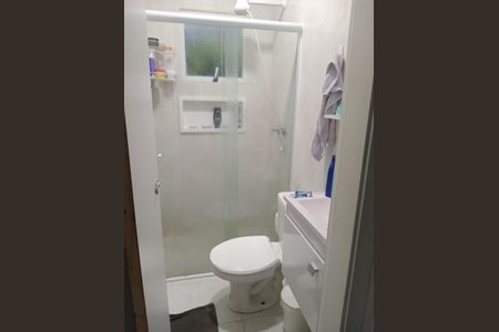 Casa à venda com 125m², 6 quartos e 2 vagas Casa à venda com 125m², 6 quartos e 2 vagasBanheiro