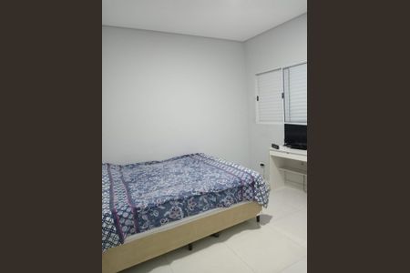 Quarto de casa à venda com 6 quartos, 125m² em Campo Limpo, São Paulo