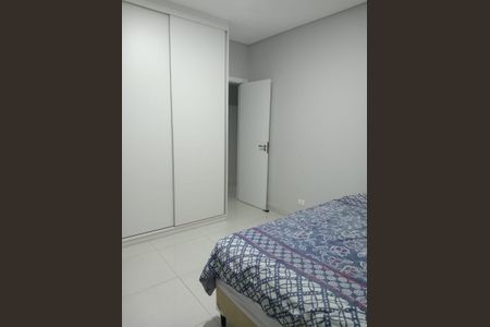 Casa à venda com 125m², 6 quartos e 2 vagas Casa à venda com 125m², 6 quartos e 2 vagasQuarto