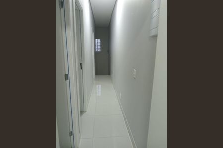Corredor de casa à venda com 6 quartos, 125m² em Campo Limpo, São Paulo