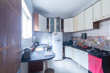 Cozinha de apartamento à venda com 2 quartos, 89m² em Rebouças, Curitiba