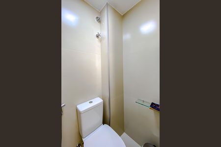 Apartamento à venda com 80m², 2 quartos e 1 vaga Apartamento à venda com 80m², 2 quartos e 1 vagaBanheiro de serviço