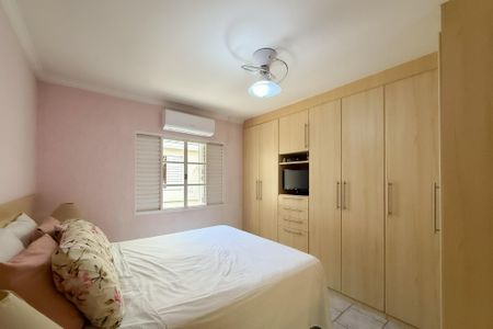 Suíte de casa à venda com 3 quartos, 180m² em Parque das Colinas, Valinhos