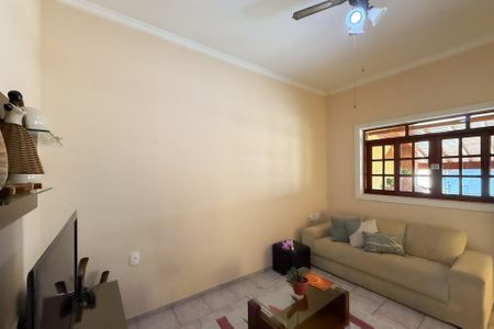 Sala de casa à venda com 3 quartos, 180m² em Parque das Colinas, Valinhos