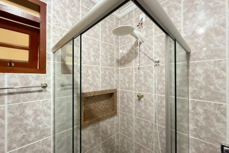 Casa à venda com 180m², 3 quartos e 3 vagasBanheiro