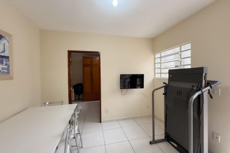 Casa à venda com 180m², 3 quartos e 3 vagasSala da edícula