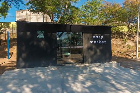 Mercadinho de apartamento para alugar com 2 quartos, 61m² em Inhaúma, Rio de Janeiro