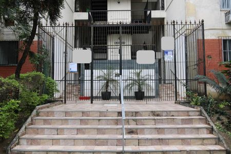 Fachada de apartamento para alugar com 2 quartos, 61m² em Inhaúma, Rio de Janeiro