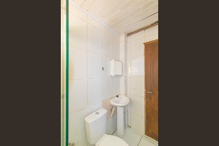 Casa de condomínio para alugar com 79m², 2 quartos e 1 vaga Casa de condomínio para alugar com 79m², 2 quartos e 1 vagaBanheiro social