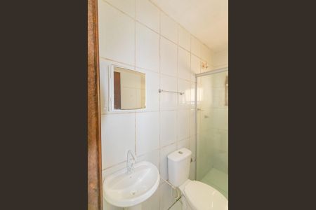 Casa de condomínio para alugar com 79m², 2 quartos e 1 vaga Casa de condomínio para alugar com 79m², 2 quartos e 1 vagaBanheiro da suíte