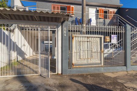 Fachada de casa de condomínio para alugar com 2 quartos, 79m² em Rio Branco, Canoas