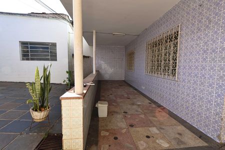 Casa para alugar com 400m², 5 quartos e 4 vagasVaranda