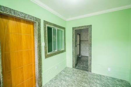 Casa para alugar com 2 quartos, 100m² em Realengo, Rio de Janeiro