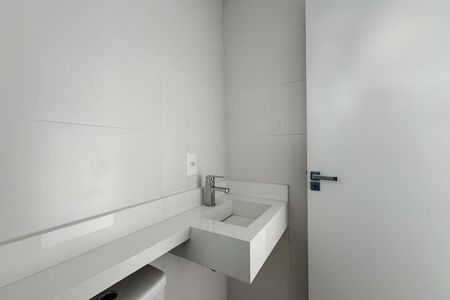 Apartamento à venda com 67m², 2 quartos e 1 vaga Apartamento à venda com 67m², 2 quartos e 1 vagaBanheiro - Suíte