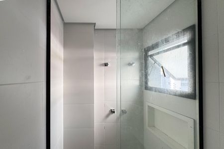 Apartamento à venda com 67m², 2 quartos e 1 vaga Apartamento à venda com 67m², 2 quartos e 1 vagaBanheiro - Suíte