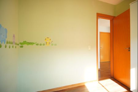Quarto 2 de apartamento para alugar com 2 quartos, 45m² em Jardim Dona Leopoldina, Porto Alegre
