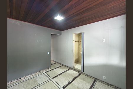 Casa para alugar com 100m², 5 quartos e 2 vagas