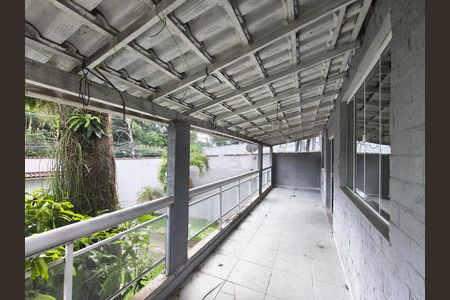 Casa para alugar com 5 quartos, 100m² em Anil, Rio de Janeiro