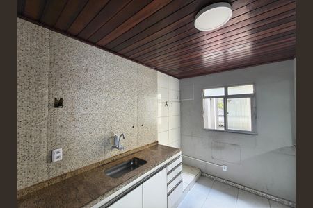 Casa para alugar com 100m², 5 quartos e 2 vagas