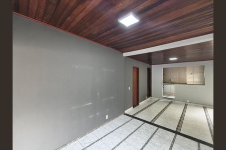 Casa para alugar com 100m², 5 quartos e 2 vagas