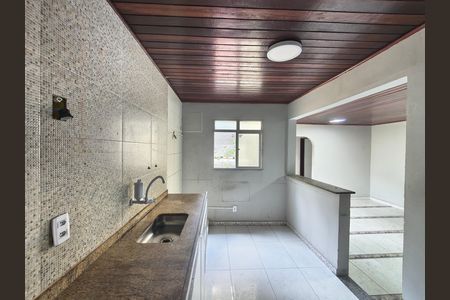 Casa para alugar com 100m², 5 quartos e 2 vagas