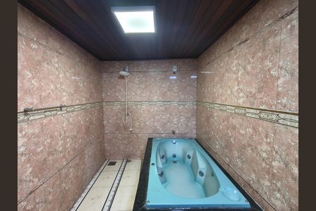Casa para alugar com 100m², 5 quartos e 2 vagas