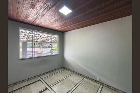 Casa para alugar com 5 quartos, 100m² em Anil, Rio de Janeiro