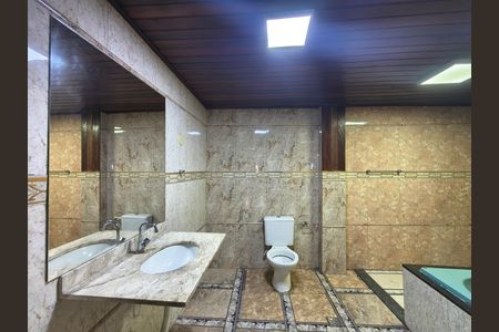 Casa para alugar com 100m², 5 quartos e 2 vagas