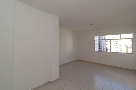 Apartamento à venda com 75m², 2 quartos e sem vagaSala